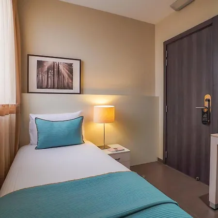 Constanza Otel Barselona