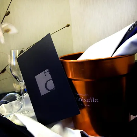 Otel Constanza 2*