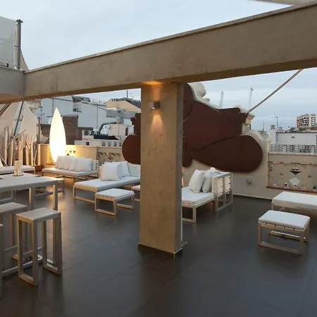Constanza Otel Barselona