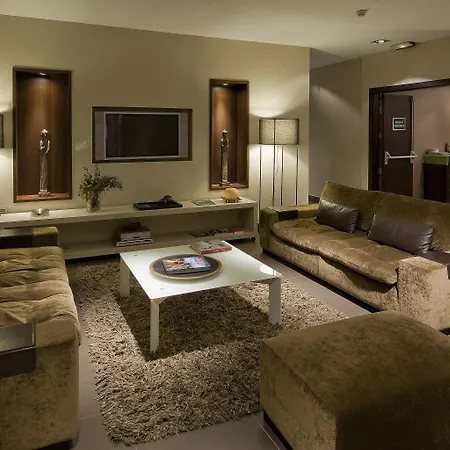 Constanza Otel