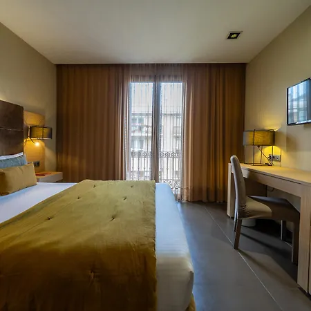 Constanza Otel
