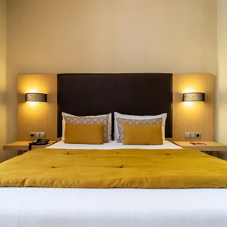 فندق كونستانثا 2*