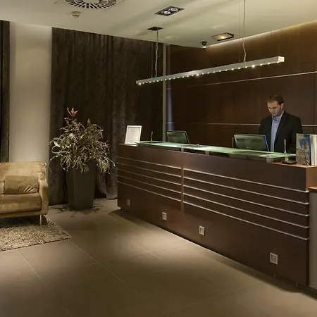 كونستانثا 2* برشلونة